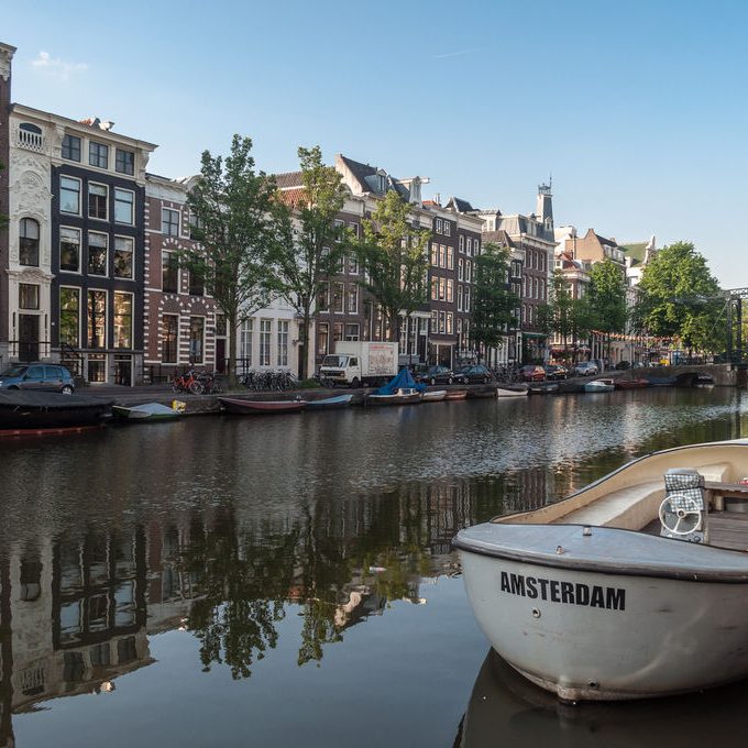 shutterstock_131942783_amsterdam